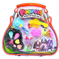 Грим със аксесоари в чанта